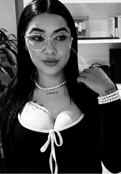 Becky from Argentina — live on ChatLive