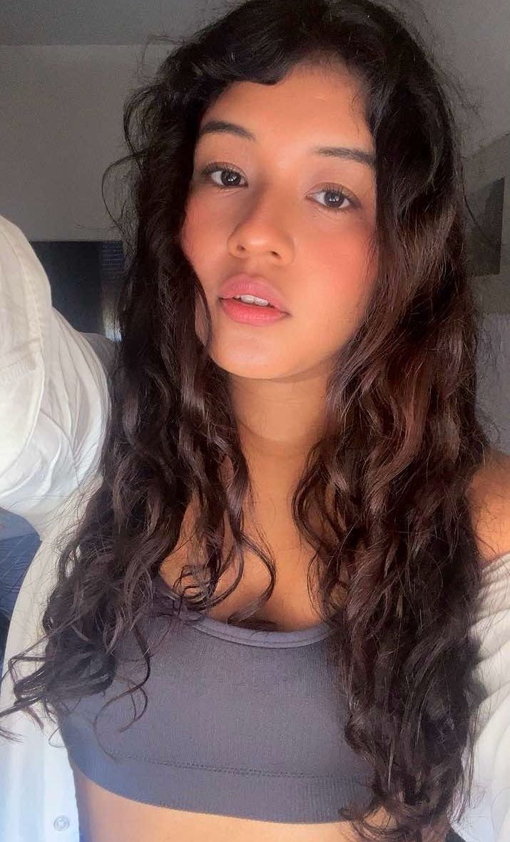 Tays from Italy — live on ChatLive